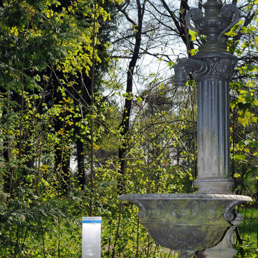 Foto des Brunnens "Trinkbrunnen Siebentischpark - Nähe Parkhäusl"