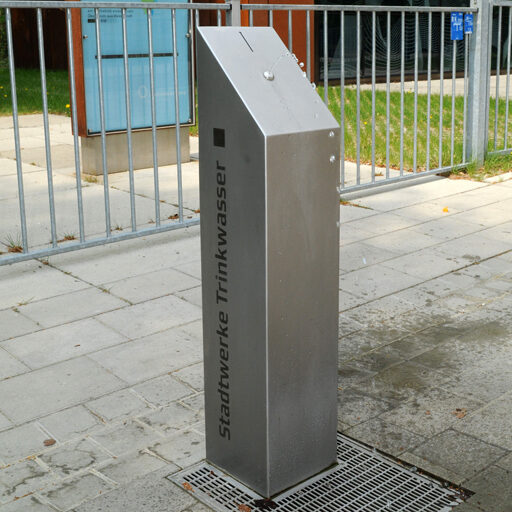 Foto des Brunnens "Trinkbrunnen beim hist. Wasserwerk am Hochablass"