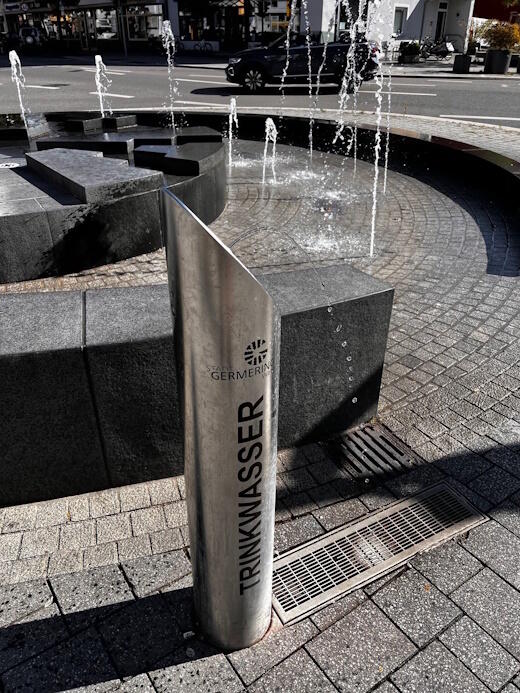 Edelstahl Trinkwasser Brunnen in Germering
