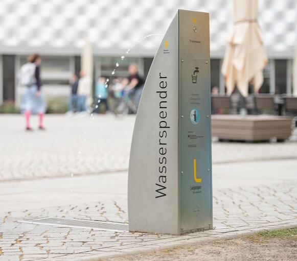 Edelstahl Trinkwasser Brunnen EURO 24 Richard-Wagner-Platz