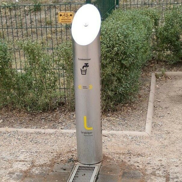Trinkbrunnen aus Edelstahl